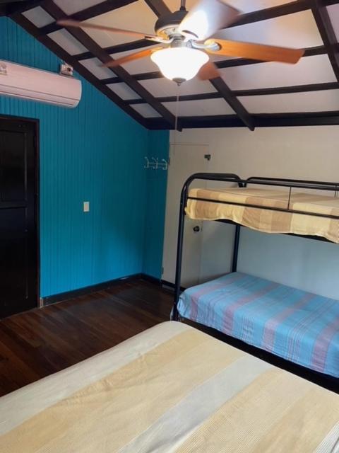Uverito Sand Dollar B&B 拉斯塔布拉斯 外观 照片
